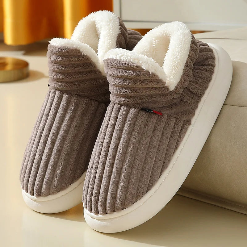 Cozy Luxe Faux Fur Slippers™